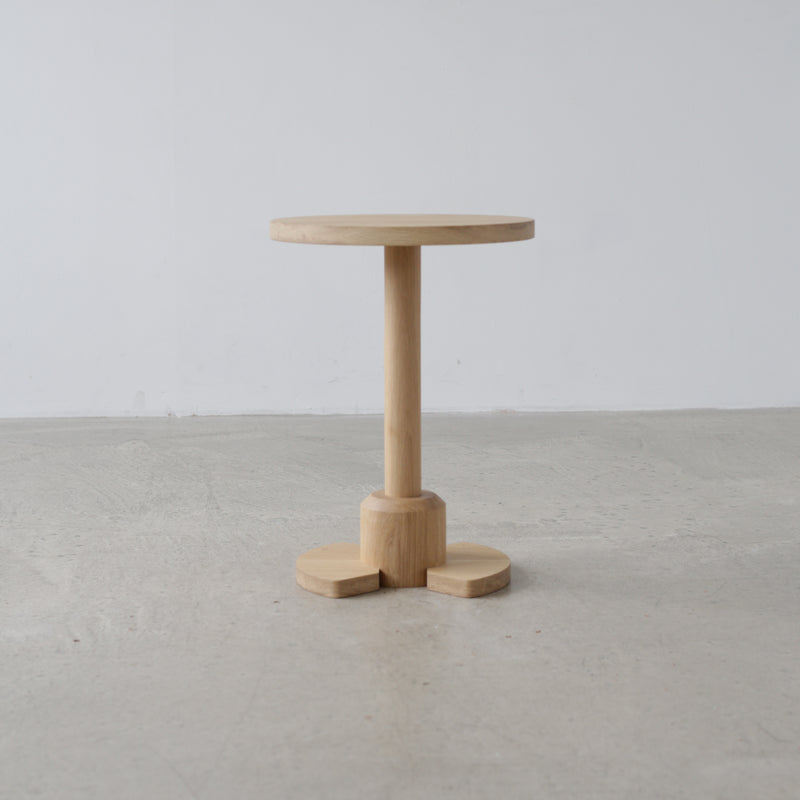 Lyra side table