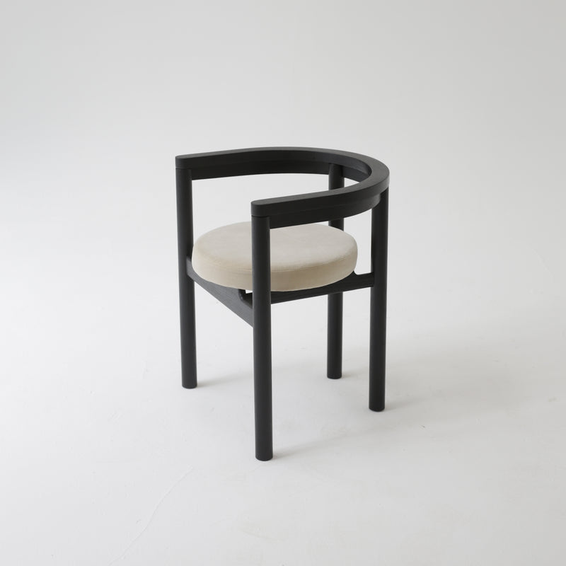 Arc chair