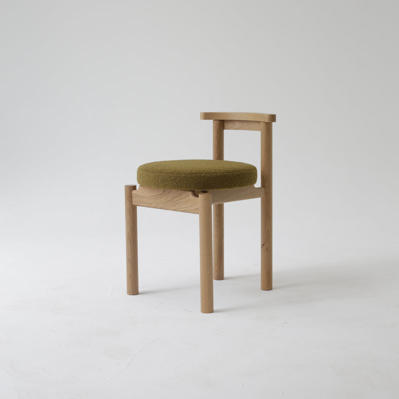 Arc side chair