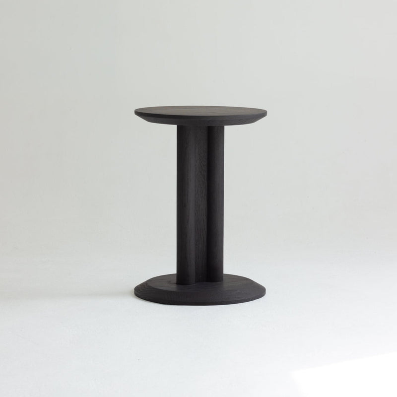 Mae side table